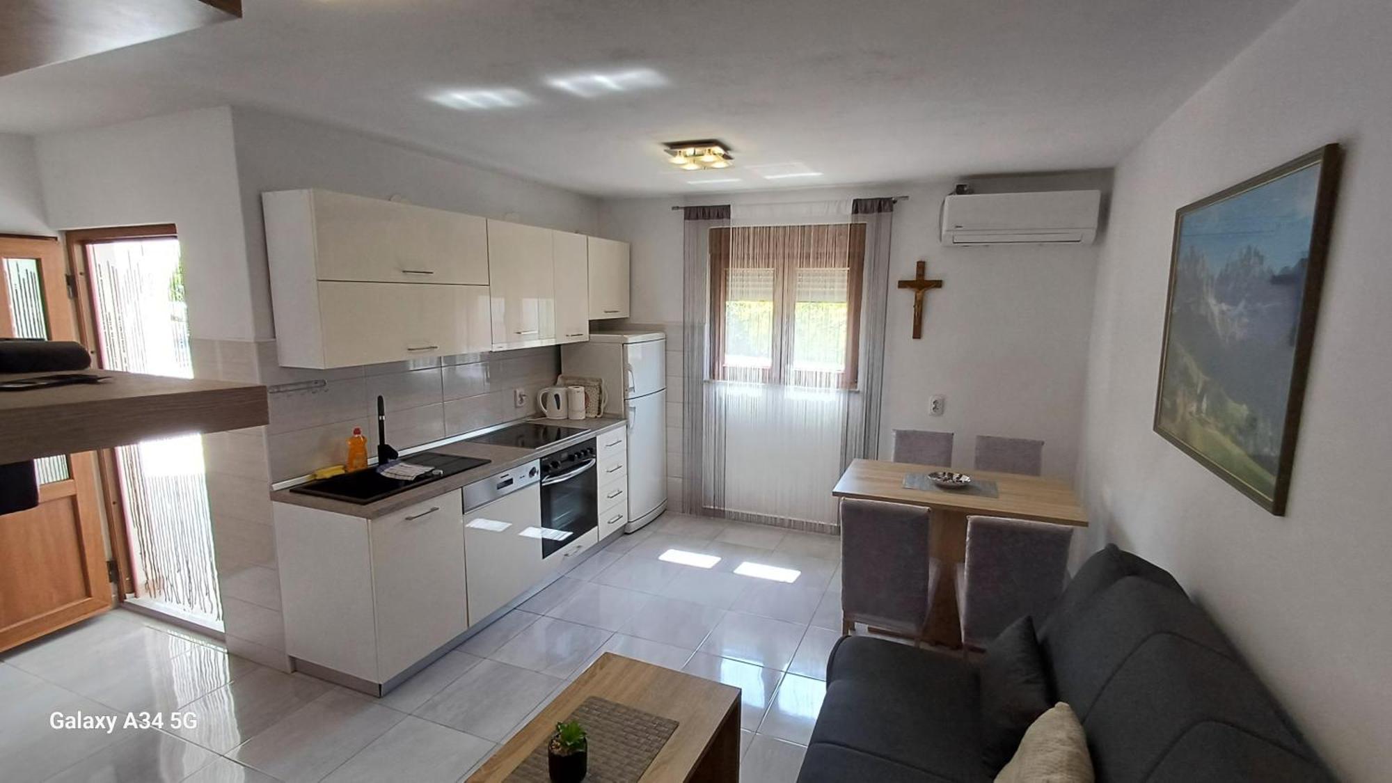 Leo Appartement Vir Buitenkant foto